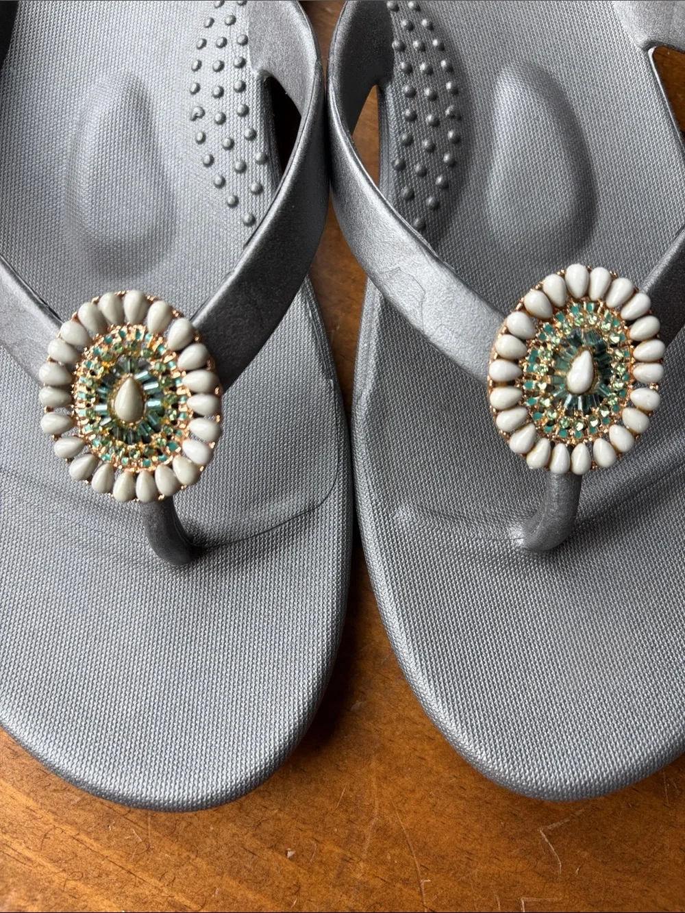 Oka B Sandals Gray Flip Flops Sz 8